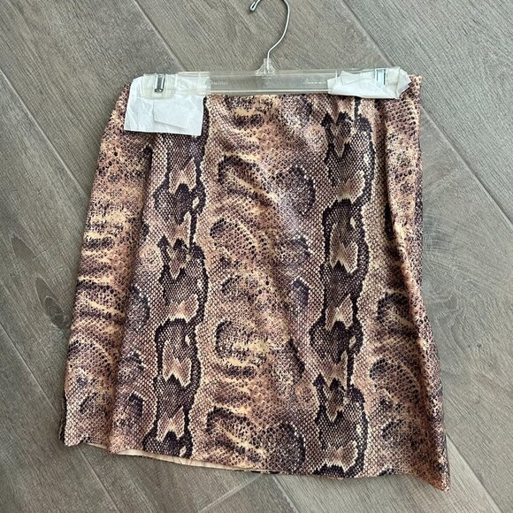 Skirt Snakeskin Pattern Cache Size 10 - Picture 2 of 3